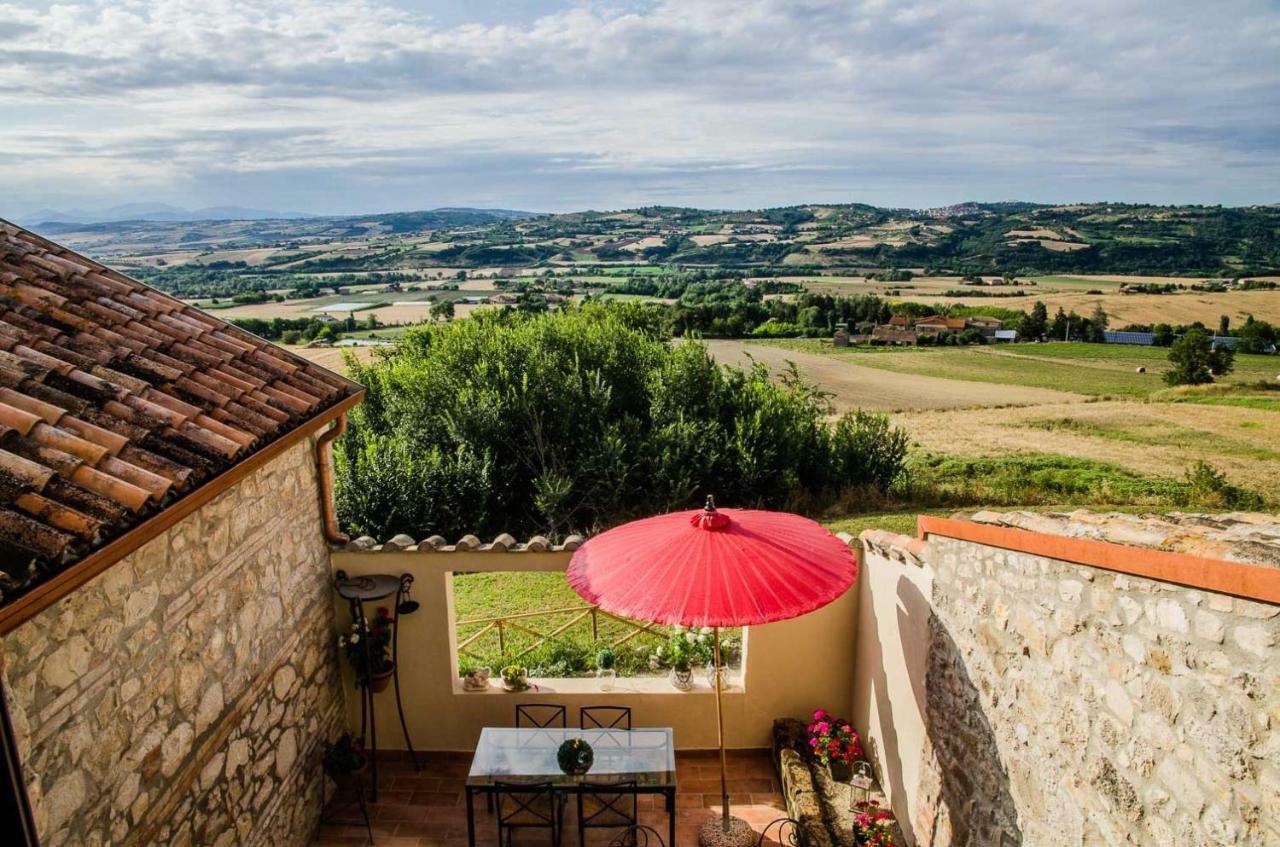 Country Relais La Torretta Baronale Guest House San Giorgio del Sannio Exterior foto